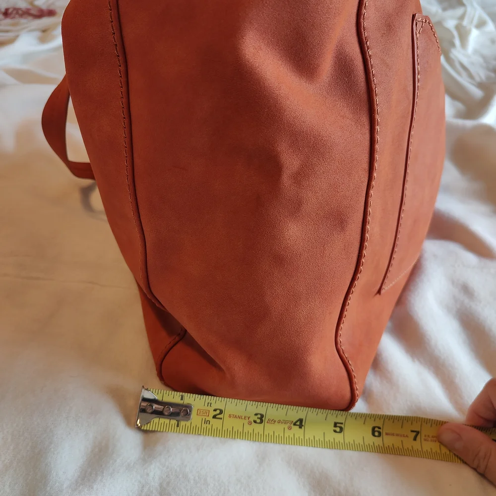 Universal Thread Vibrant Burnt Orange Tote Bag – Bold & Spacious Fall Carryall - Picture 12 of 12